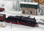 Modelleisenbahn Lock im Winter