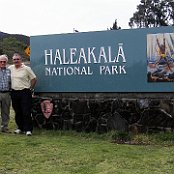 Haleakala - Krater  ist mit 3.000 m die  höchstge Erhebung von Maui         